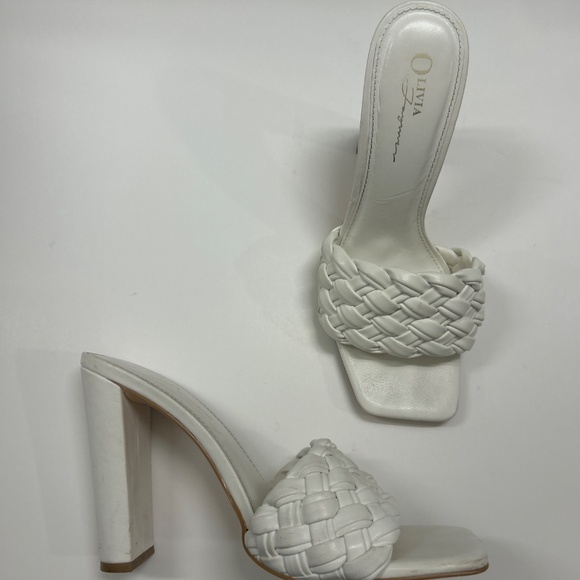 Used Great White Summer Sandals Size 10 - Picture 3 of 4